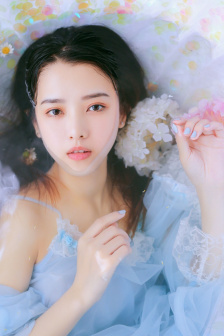 鬼镇之花